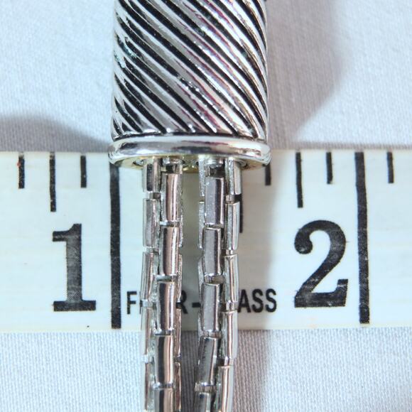 Double Stranded Choker Necklace Silver Tone Cylindrical Links Barrel Clasp - Picture 9 of 9